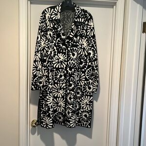 Tory Burch Rosalie coat. Darling whimsical Daisy print! Button front + pockets